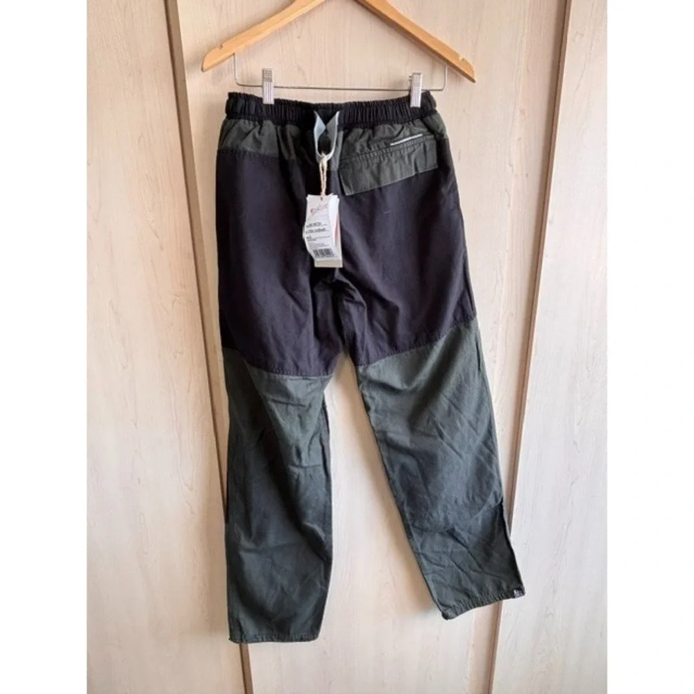 REJOICE Czech Republic Fat Moth Outdoor Hiking Pants Mens Large Cinch Waist